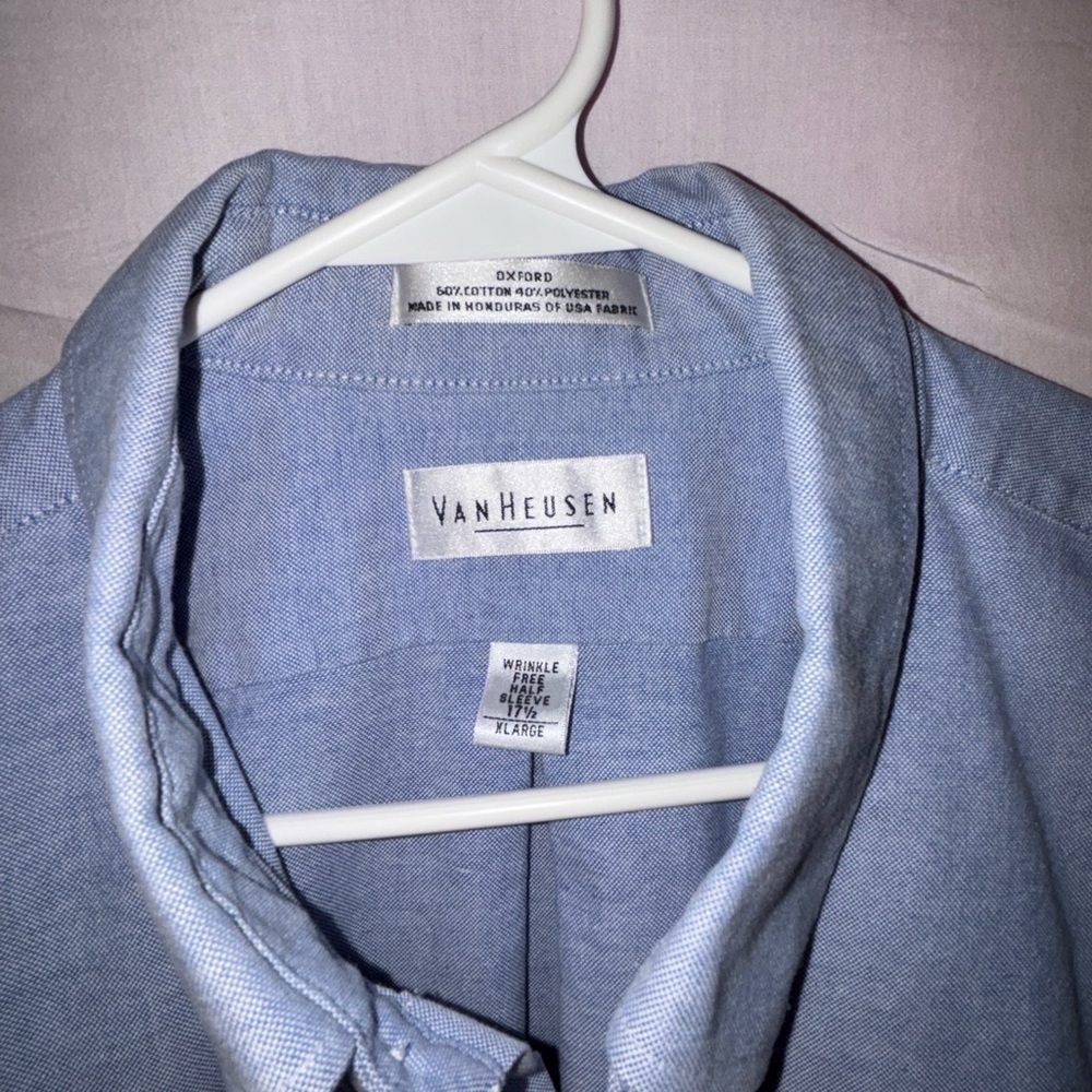 Men’s Denim Van Heusen Wrinkle Free Short Sleeve Button Down - Picture 2 of 8
